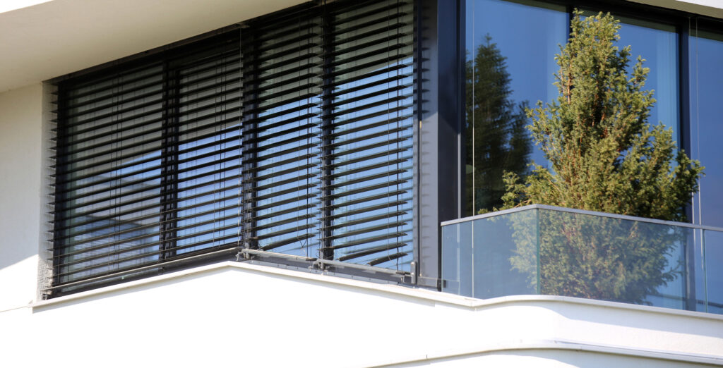 102970_rollladen_sonnenschutz