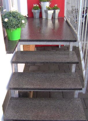 104070_treppe_aussen