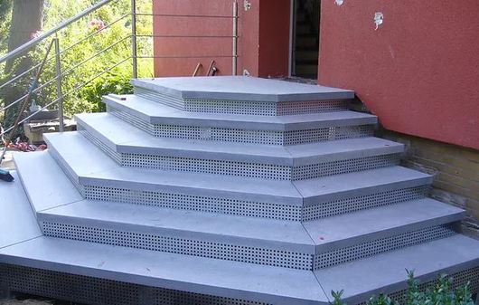 59005_2023-07-27_12_36_02-2baa79_cd8f61cc8c304337ae4a632e567b1fa8~mv2.jpg_(webp-grafik,_613 × 390_pixel)