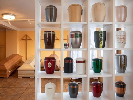 103225_urnen-ettmuller-tannheim-1024×768