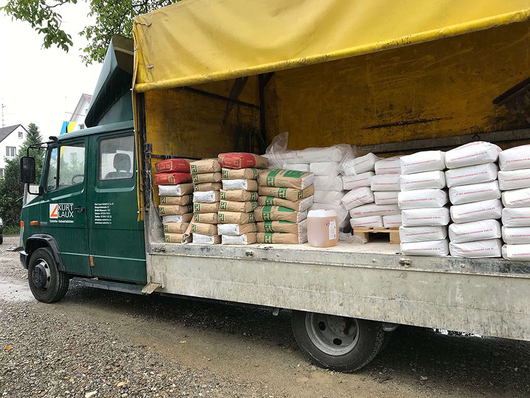 106279_laux_material