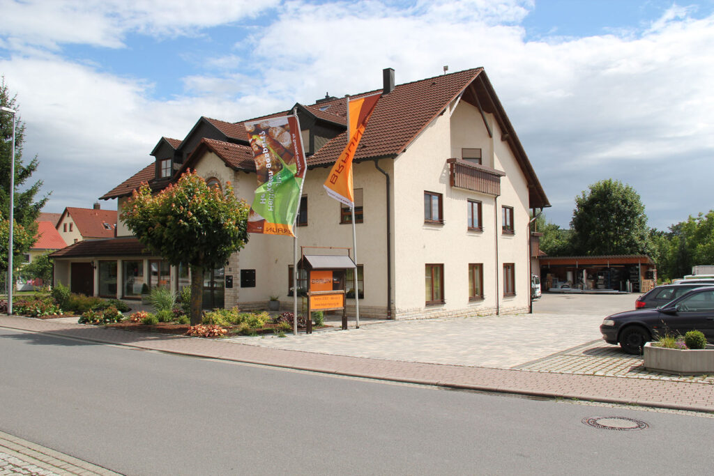 19412_betriebsgeb-fa-braun-crc272438876