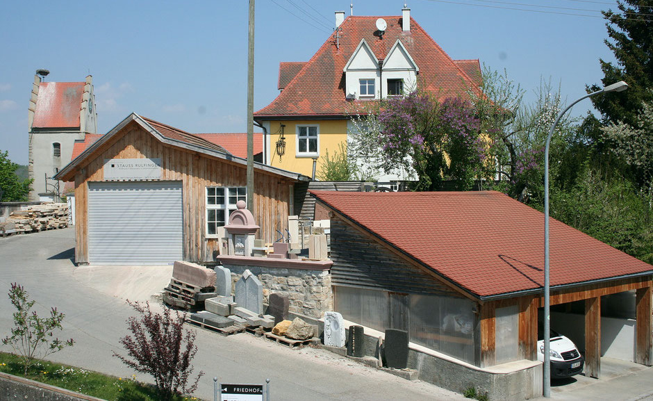 104168_stauss_geschaeft