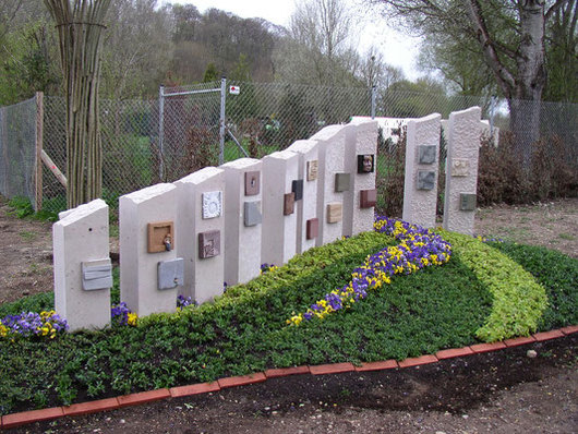 104168_stauss_grabsteine