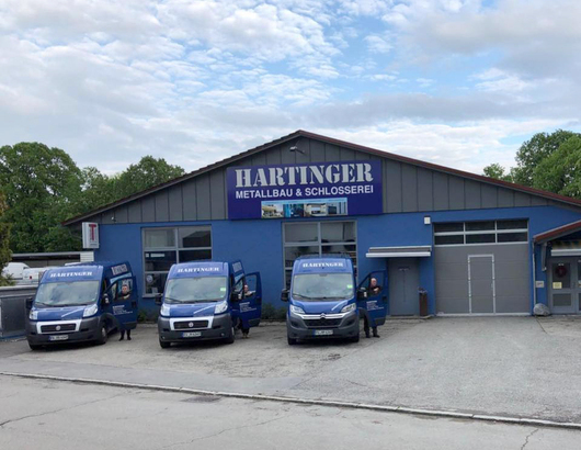 105919_hartinger_firma3