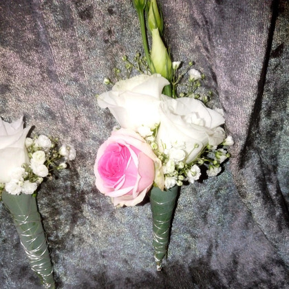 110911_anstecker-hochzeit