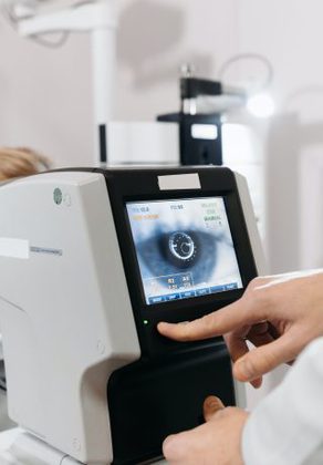 57431_pexels-pavel-danilyuk-5996650-320×460