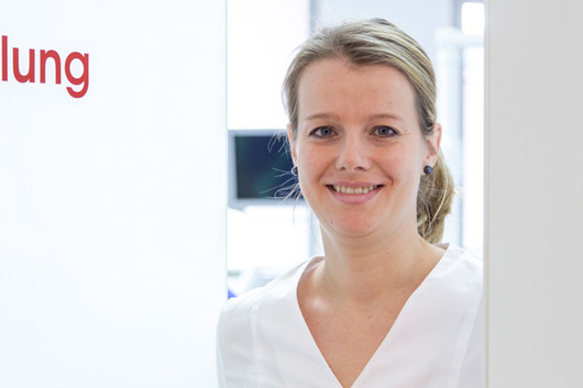 62933_zahnaerztin_stefanie_asche