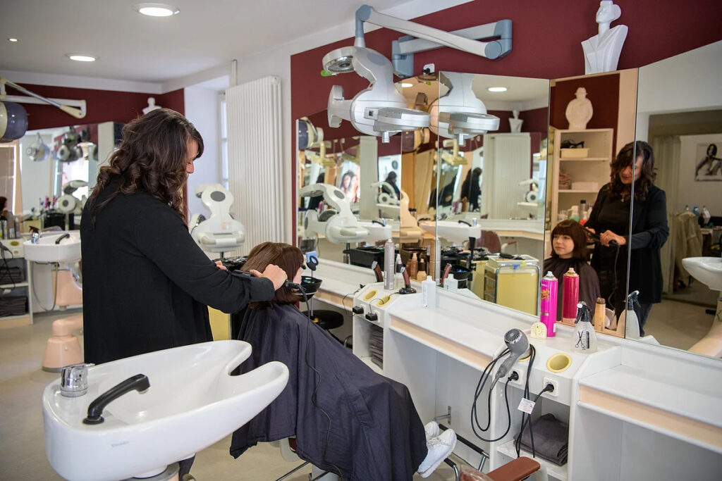 Friseurtreff-monheim_innen