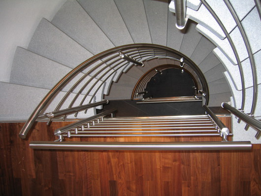 107966_schmid_5_treppe18